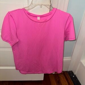 Lululemon Pink tee size 6